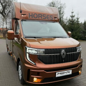 Koniowóz Renault Master L3 DEMO 2026
